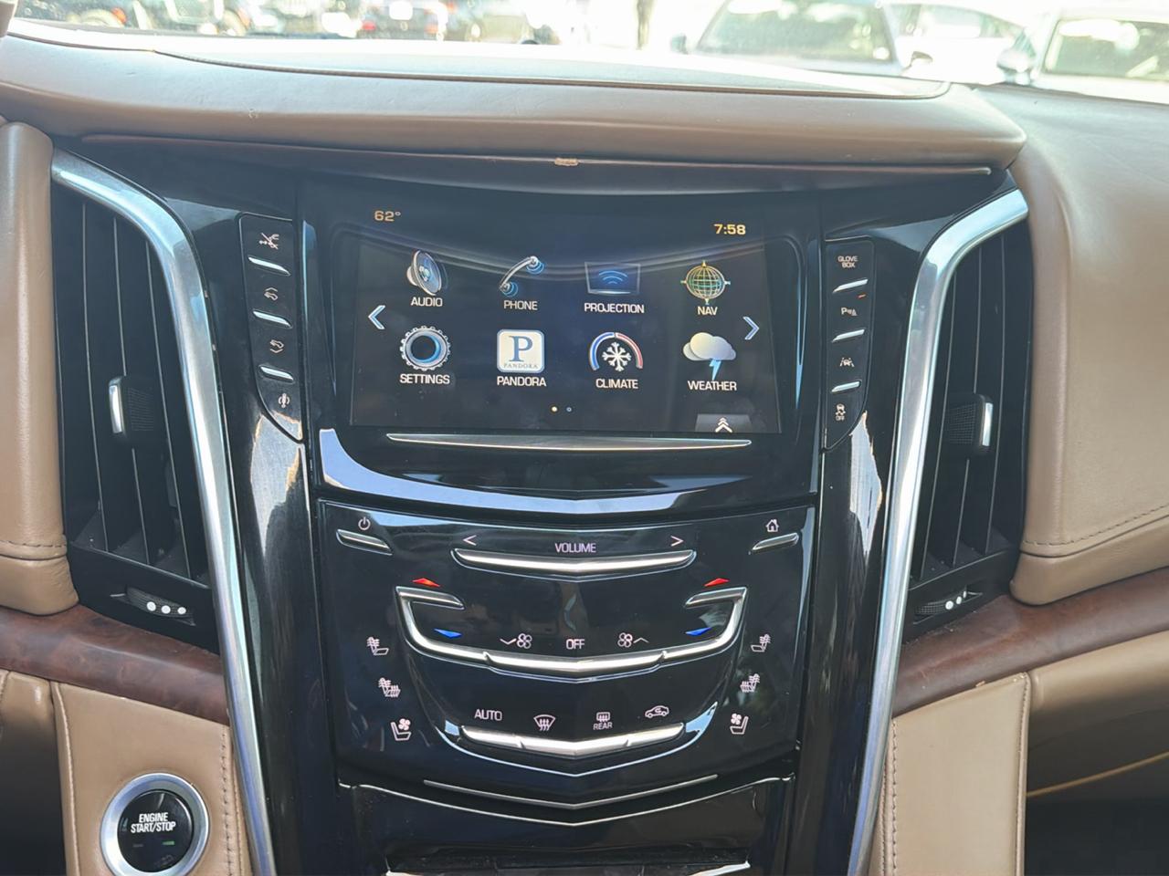 Cadillac Escalade 4WD 4dr Platinum 2016