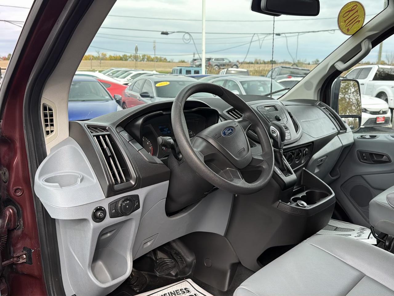 Ford Transit Passenger Wagon T-350 148" Low Roof XLT Swing-Out RH Dr 2018