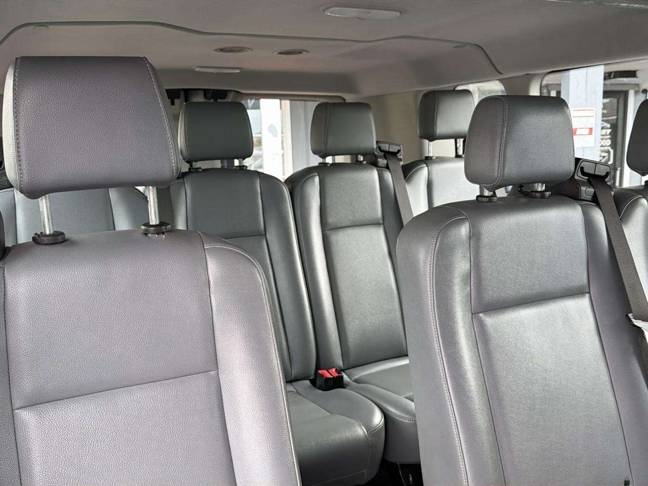 Ford Transit Passenger Wagon T-350 148" Low Roof XLT Swing-Out RH Dr 2018