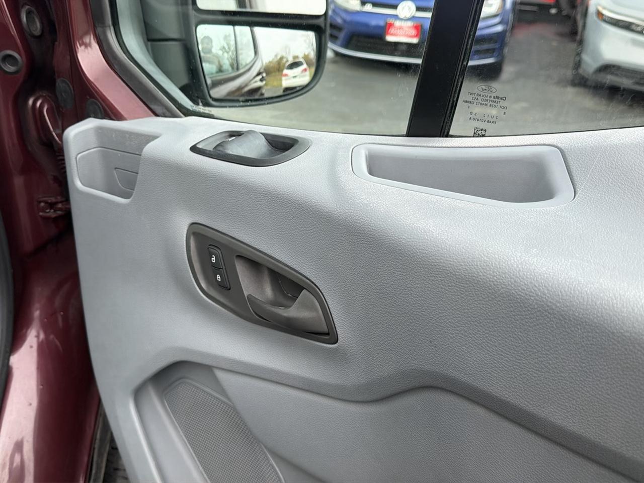 Ford Transit Passenger Wagon T-350 148" Low Roof XLT Swing-Out RH Dr 2018