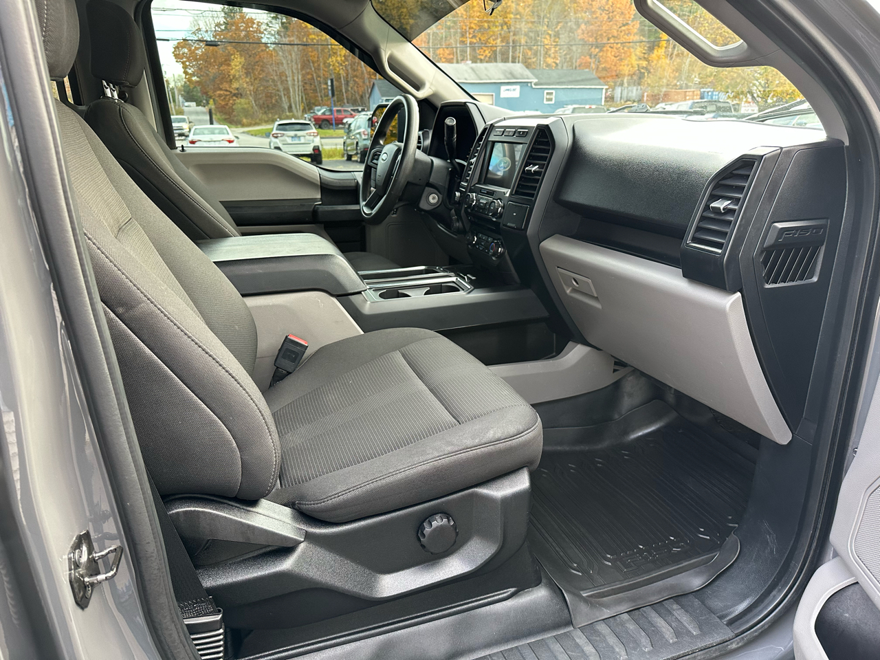 Ford F-150 4WD SuperCrew 145" STX 2018 Ford F-150 4WD SuperCrew 145" STX 2018