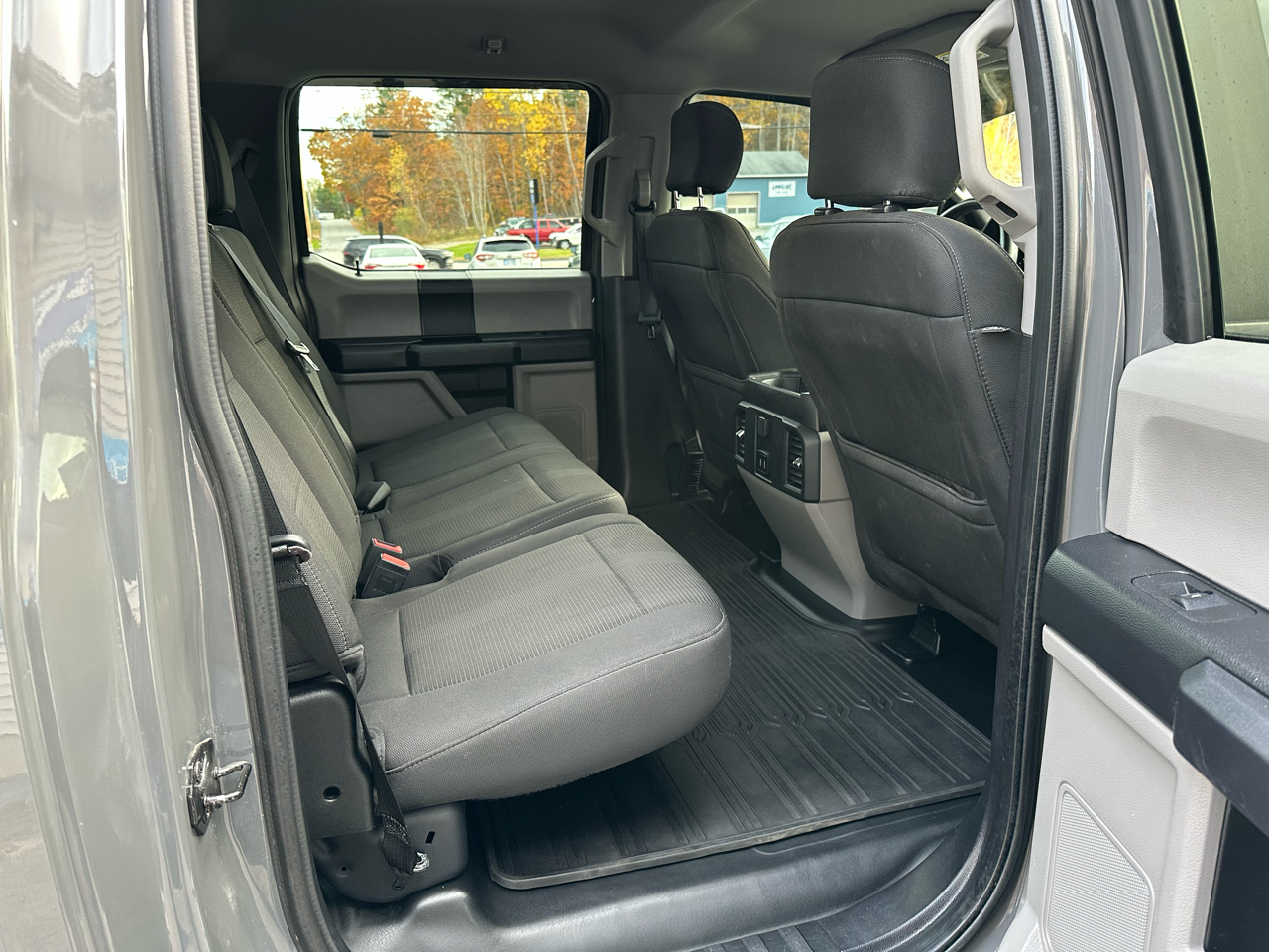 Ford F-150 4WD SuperCrew 145" STX 2018 Ford F-150 4WD SuperCrew 145" STX 2018