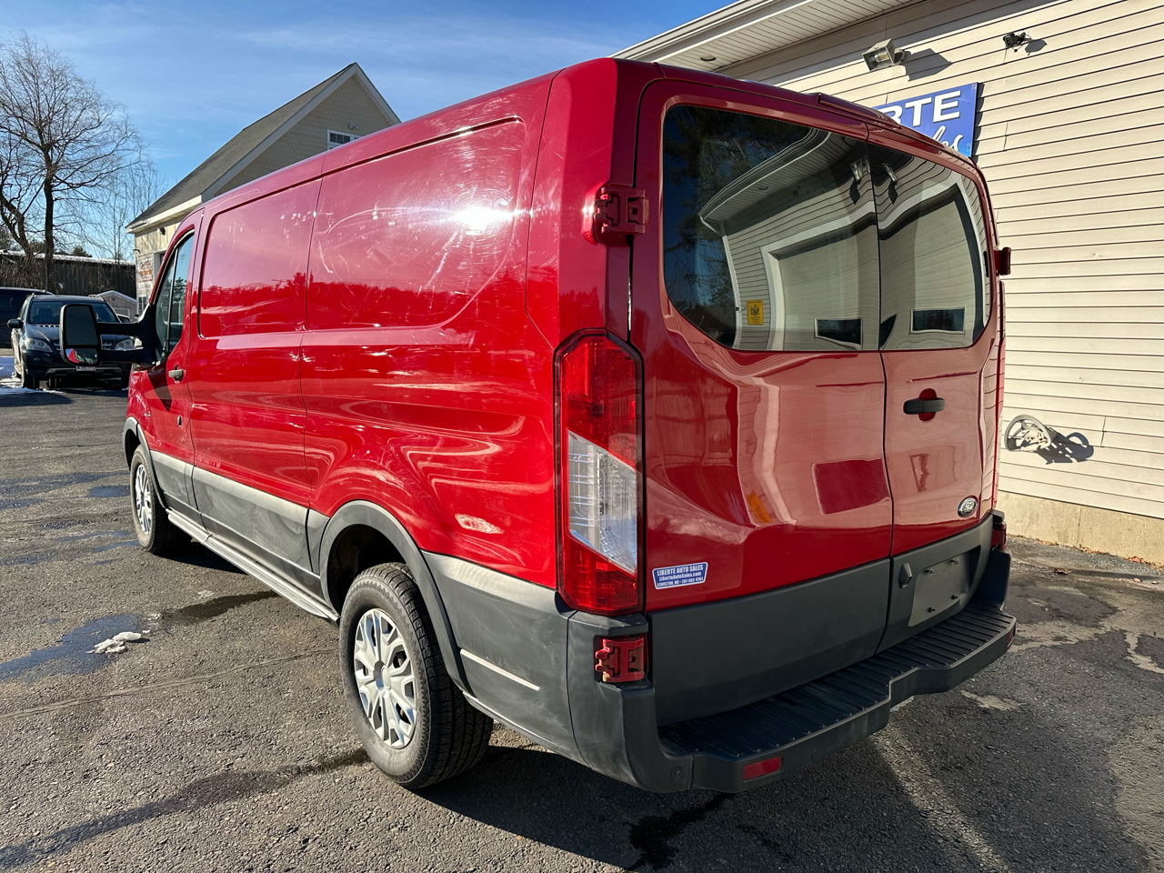 Ford Transit Cargo Van T-150 130" Low Rf 8600 GVWR Swing-Out RH Dr 2016