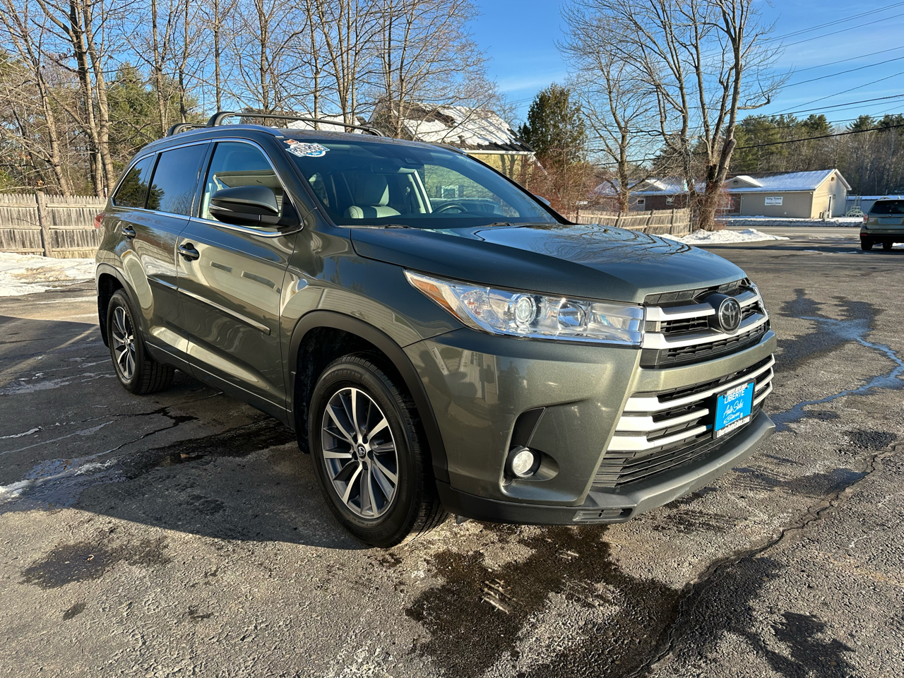 Toyota Highlander XLE V6 AWD (Natl) 2017