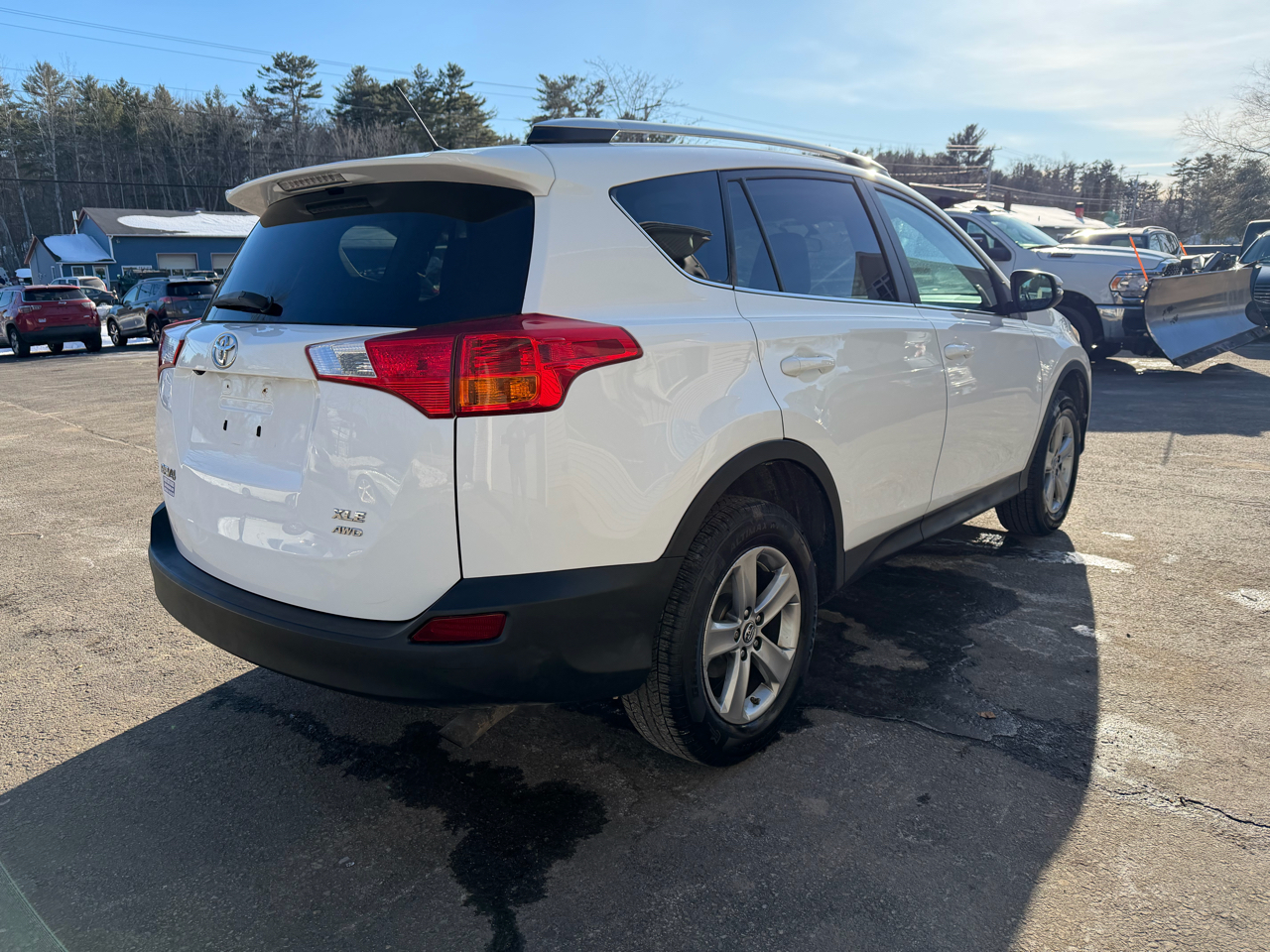 Toyota RAV4 AWD 4dr XLE (Natl) 2015