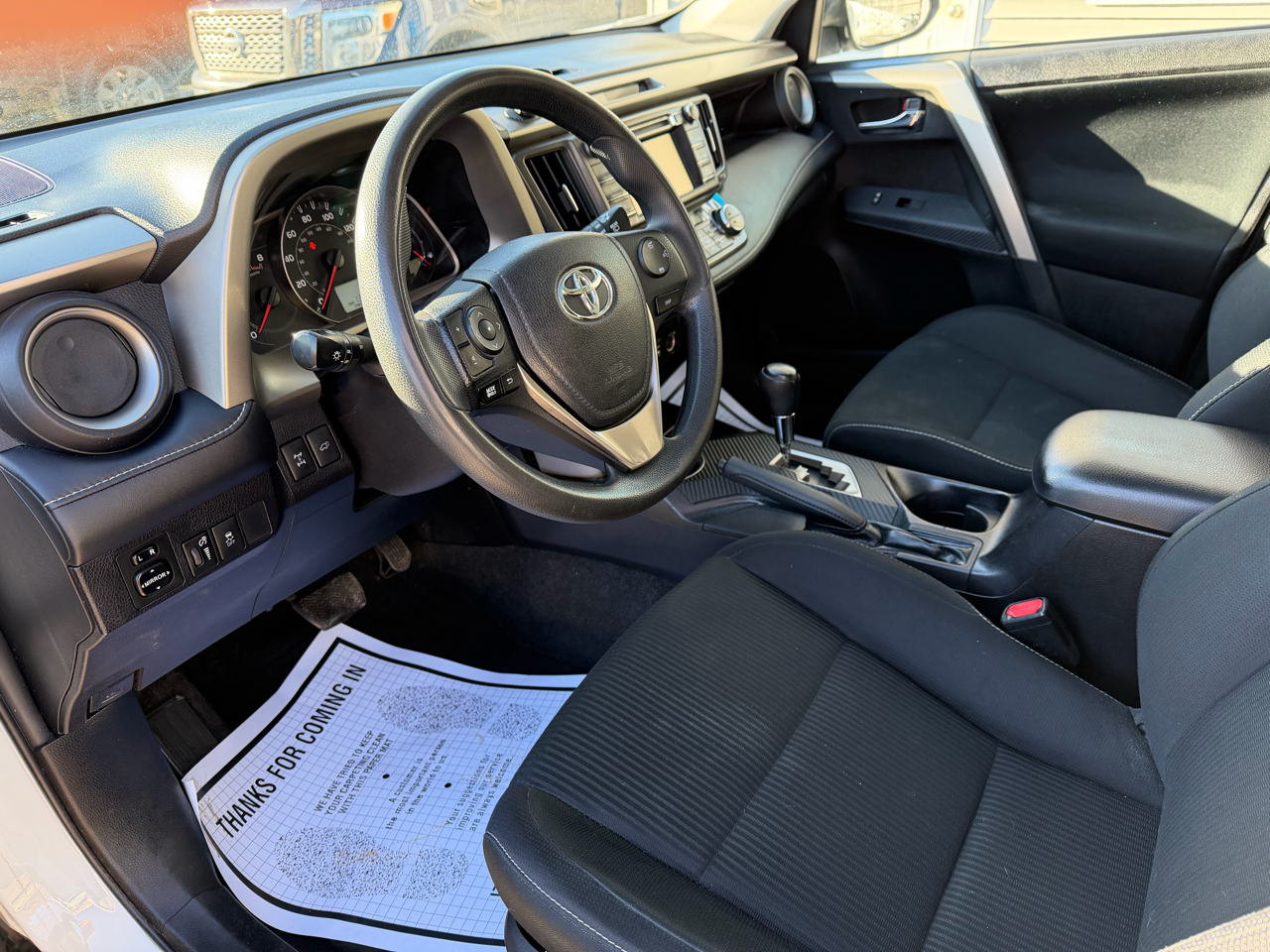 Toyota RAV4 AWD 4dr XLE (Natl) 2015