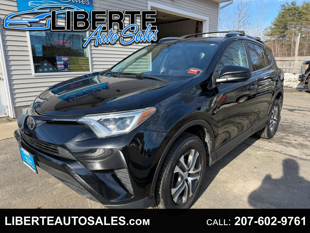 2017 Toyota RAV4 LE AWD (Natl)