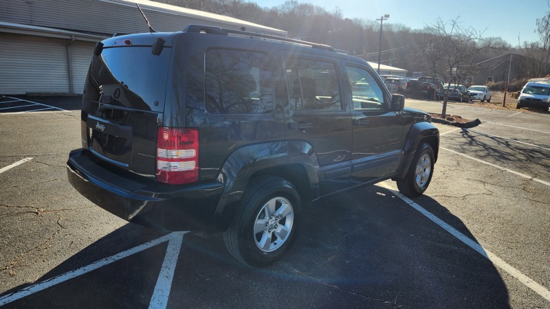 Jeep Liberty Sport 4WD 2012