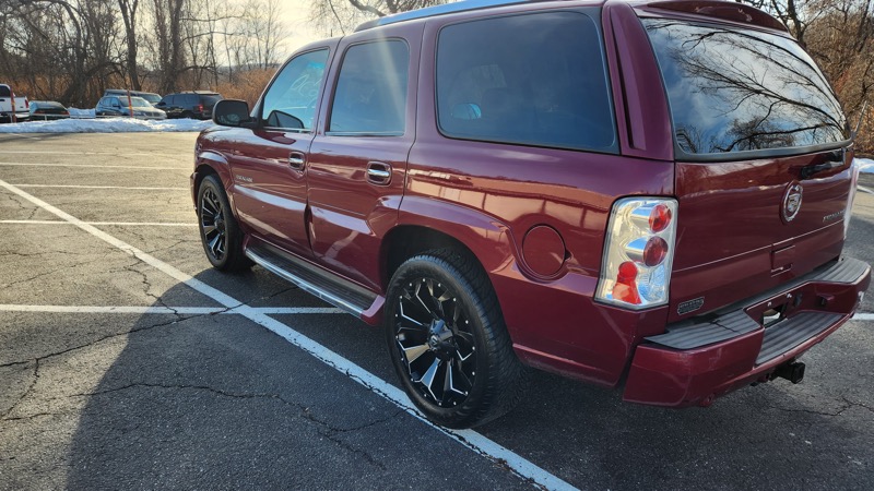 Cadillac Escalade AWD 2003
