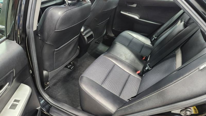 Toyota Camry SE 2013