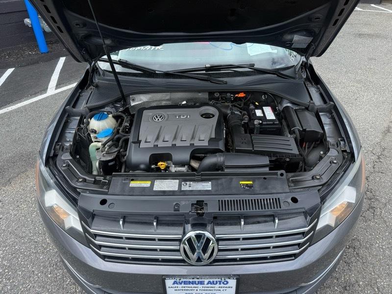 Volkswagen Passat 2.0L TDI SE AT 2014