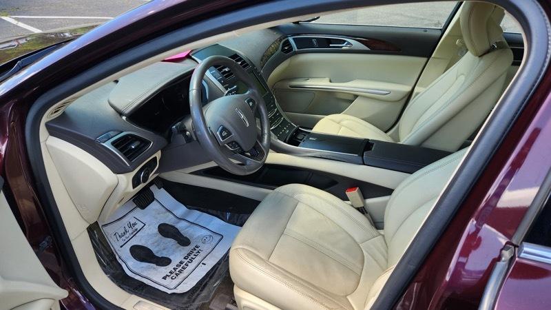 Lincoln MKZ AWD 2013