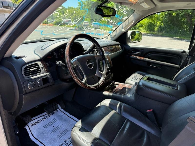 GMC Yukon Denali XL 4WD 2013