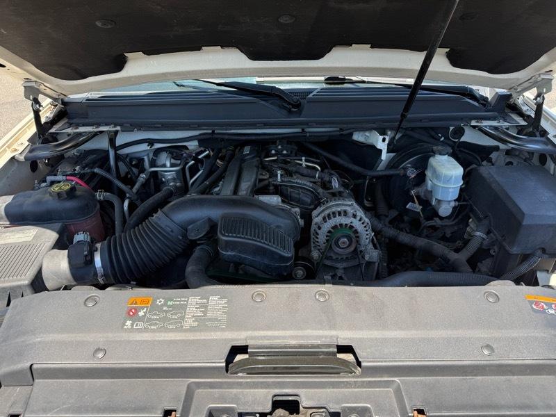 GMC Yukon Denali XL 4WD 2013