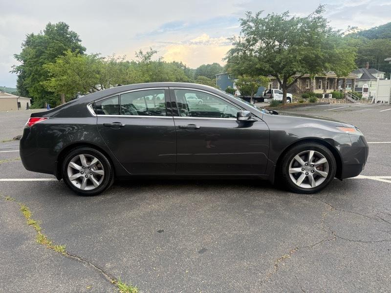Acura TL 6-Speed AT 2013
