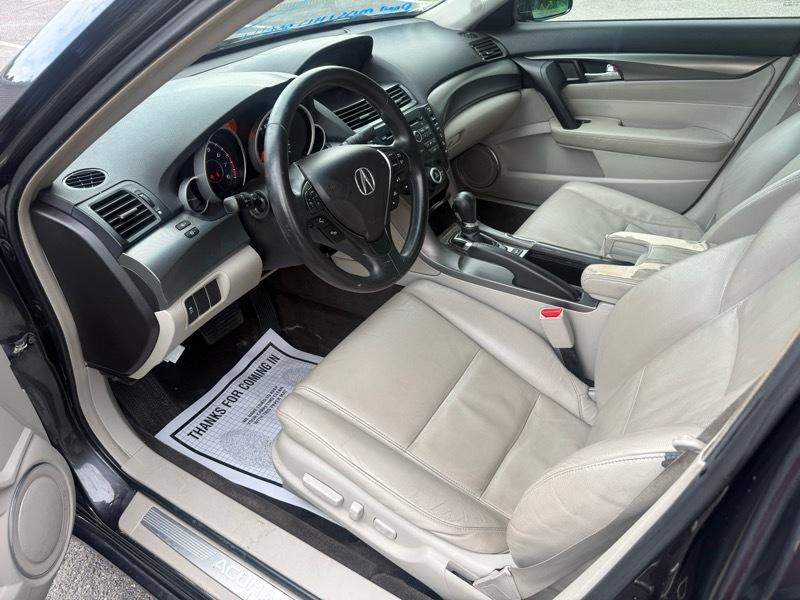 Acura TL 6-Speed AT 2013