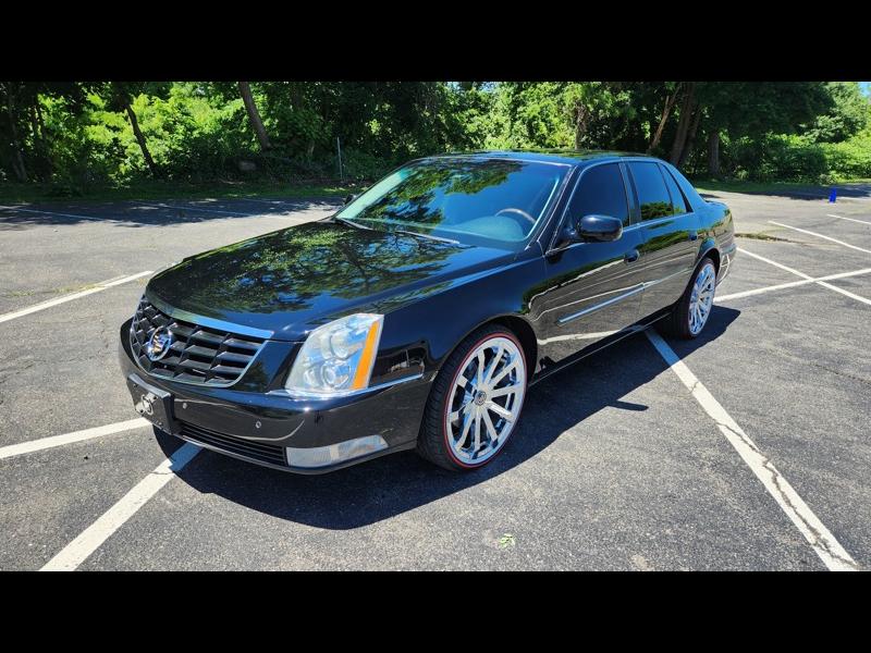 Cadillac DTS Premium w/ Navi 2011