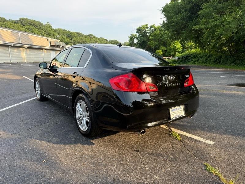 Infiniti G Sedan G37x AWD 2011