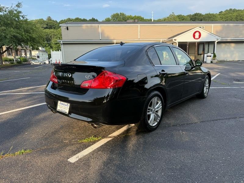 Infiniti G Sedan G37x AWD 2011