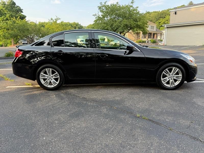 Infiniti G Sedan G37x AWD 2011