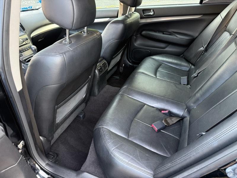 Infiniti G Sedan G37x AWD 2011
