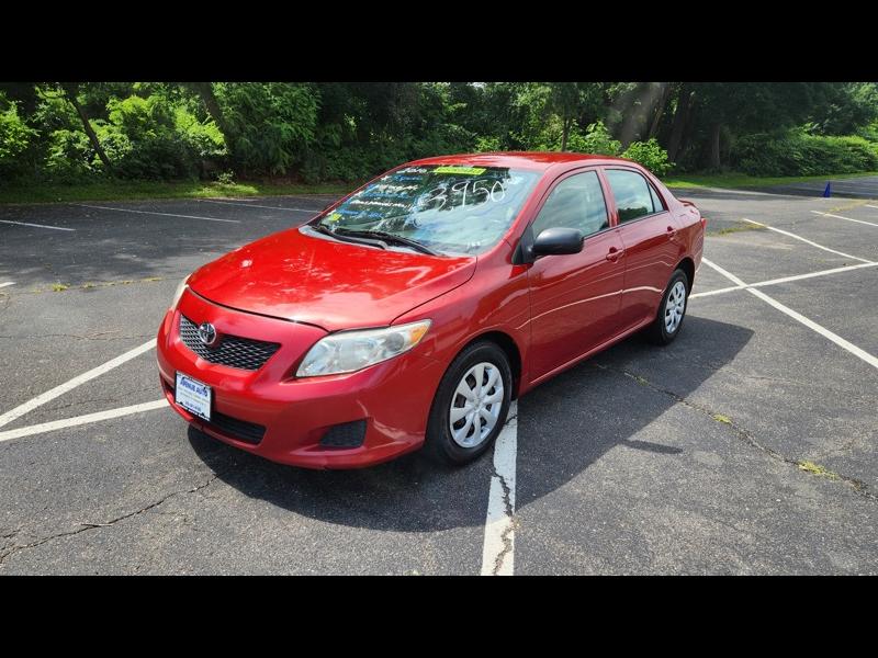 Toyota Corolla Base 5-Speed MT 2010