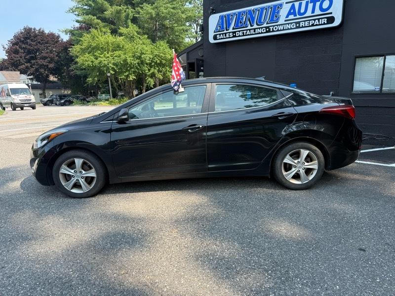Hyundai Elantra SE 6AT 2016