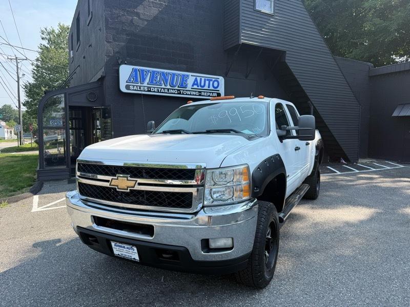 Chevrolet Silverado 2500HD LT Crew Cab 4WD 2011