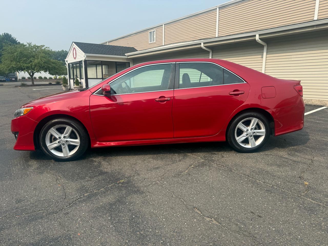 Toyota Camry XLE 2013