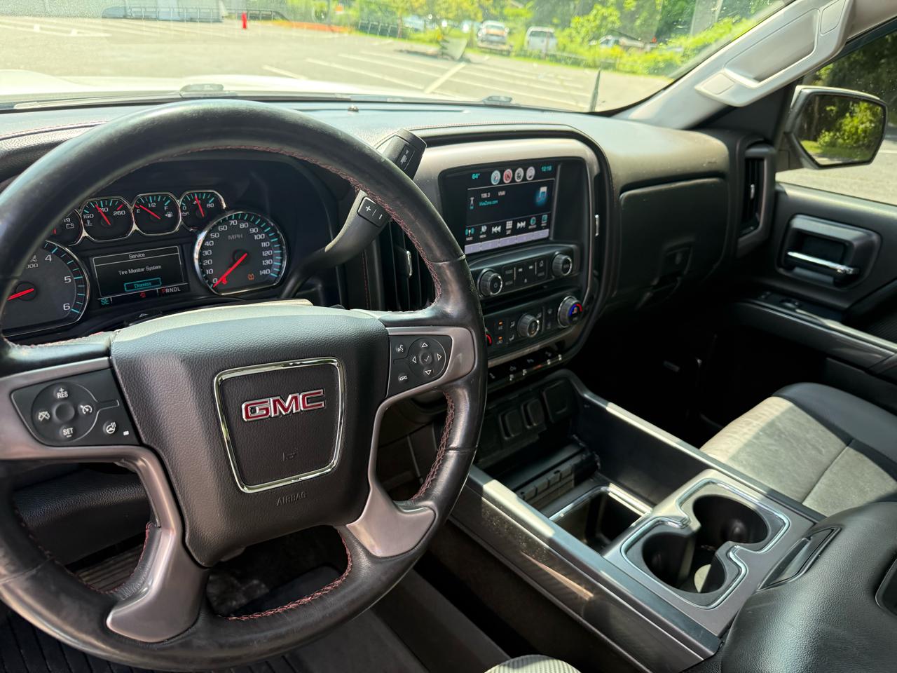GMC Sierra 1500 4WD Crew Cab 147" AT4 2017