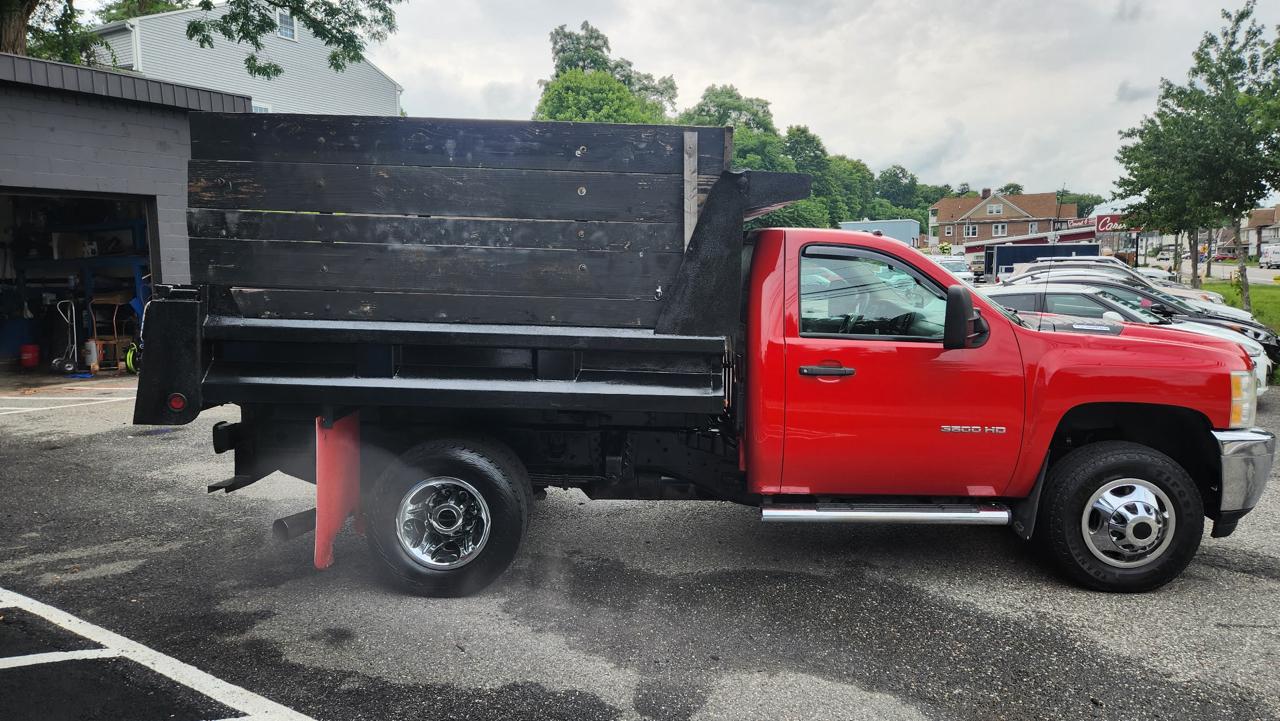 Chevrolet Silverado 3500HD Work Truck Regular Cab 4WD 2011
