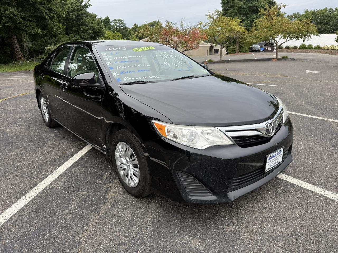 Toyota Camry 4dr Sdn LE Auto 2013