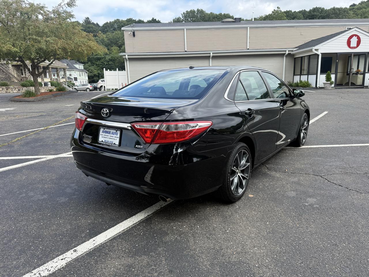 Toyota Camry XLE 2016