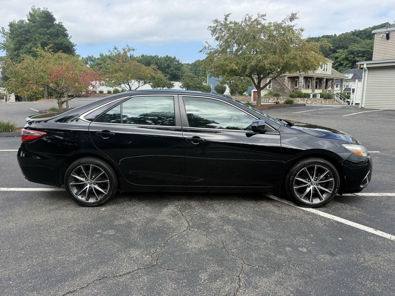 Toyota Camry XLE 2016