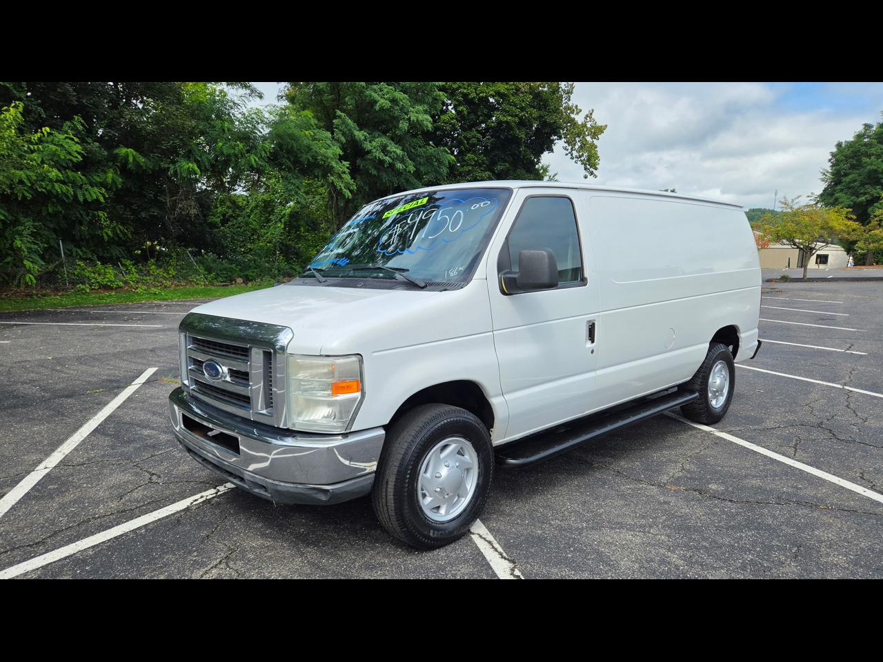 Ford Econoline E-250 2010