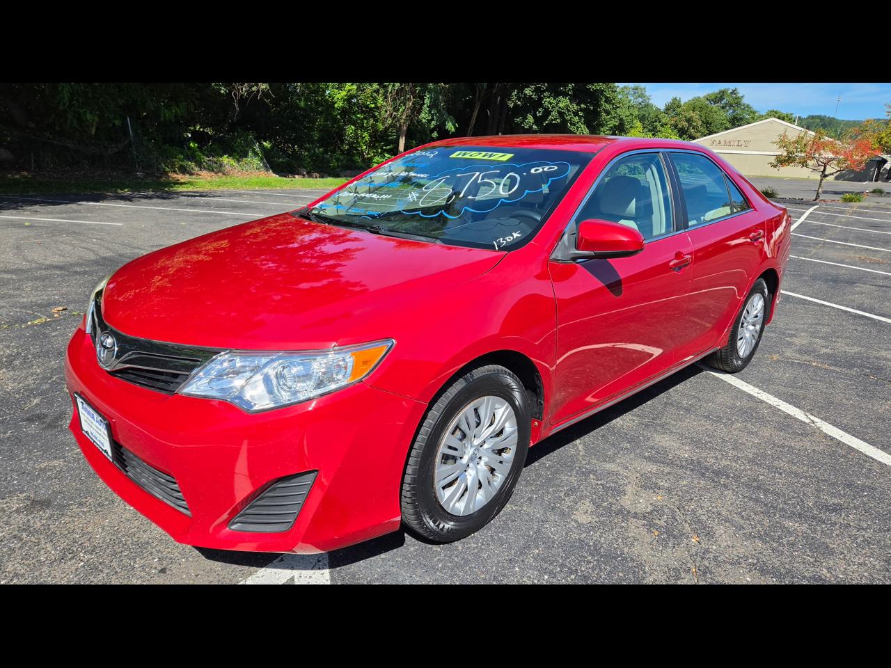 Toyota Camry 4dr Sdn LE Auto 2012