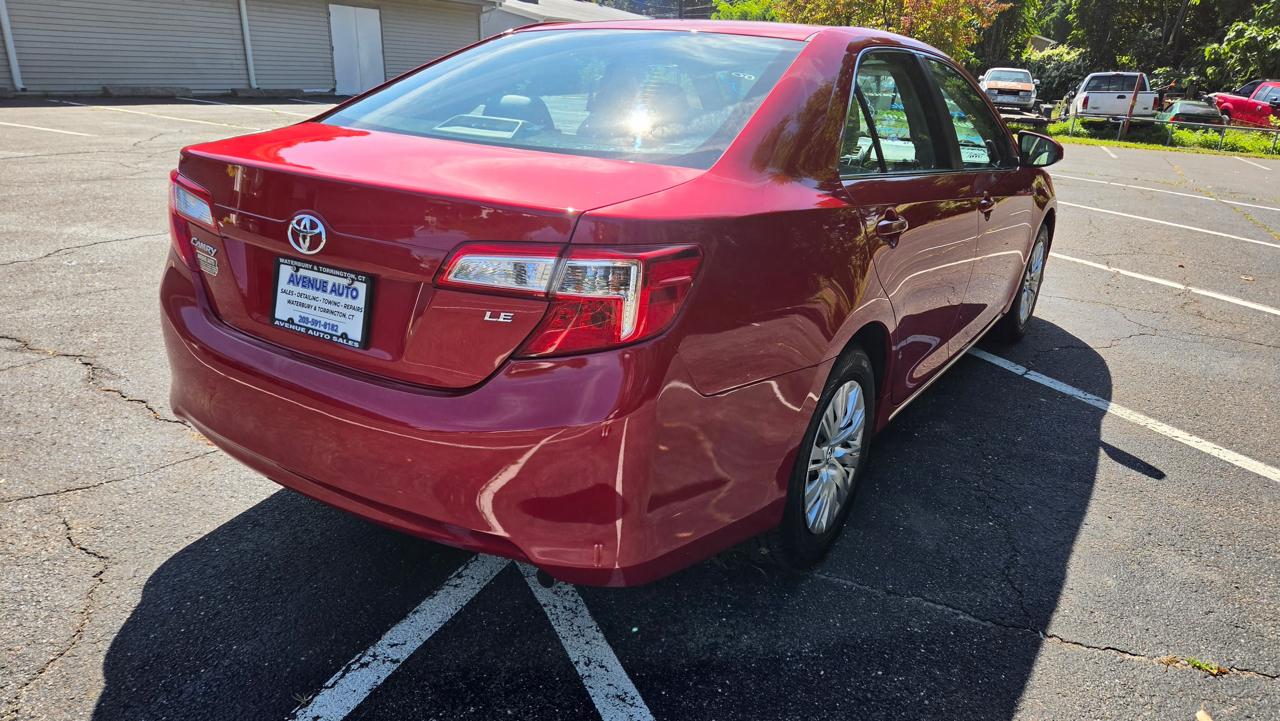 Toyota Camry 4dr Sdn LE Auto 2012