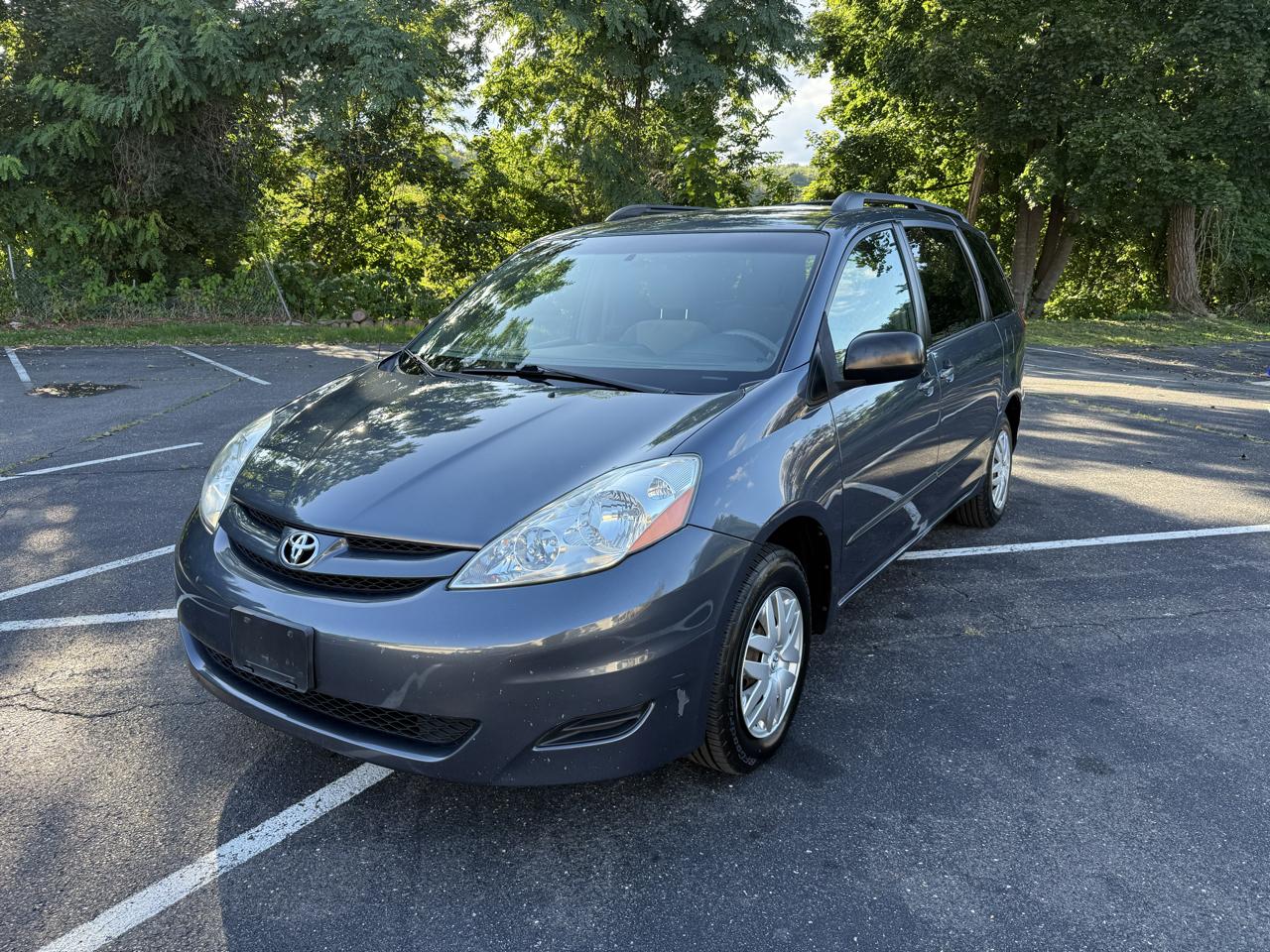 Toyota Sienna CE FWD 7-Passenger 2007