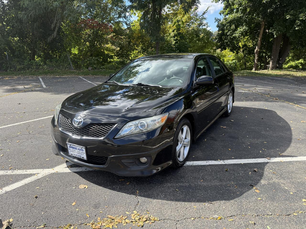 Toyota Camry LE V6 6-Spd AT 2010