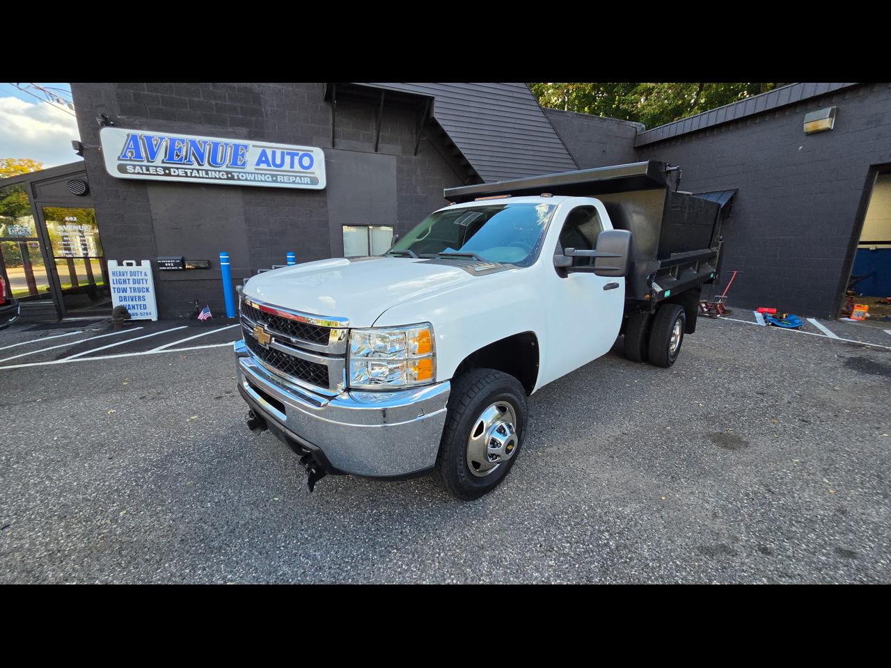 2011 Chevrolet Silverado 3500 Chassis Cab