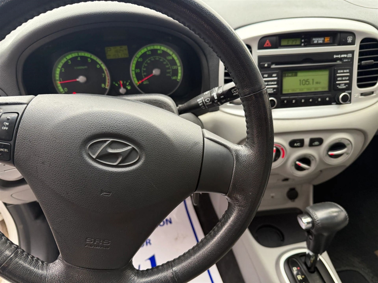 Hyundai Accent SE 3-Door 2009