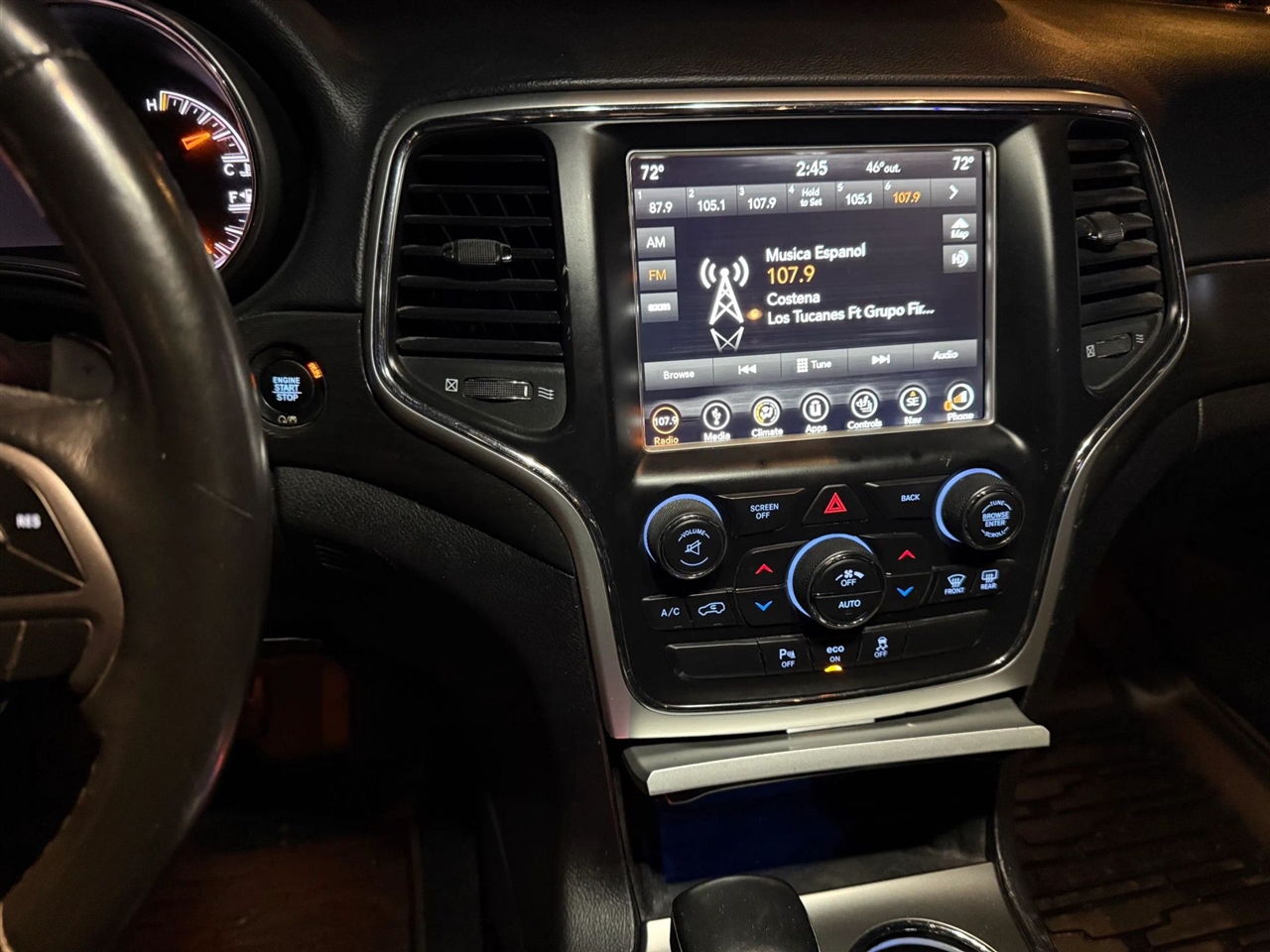 Jeep Grand Cherokee Laredo 4WD 2018