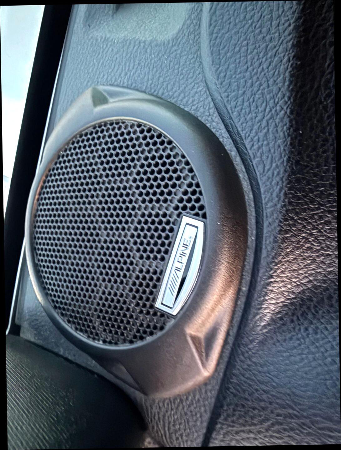 Jeep Wrangler Unlimited Sahara 4WD 2017