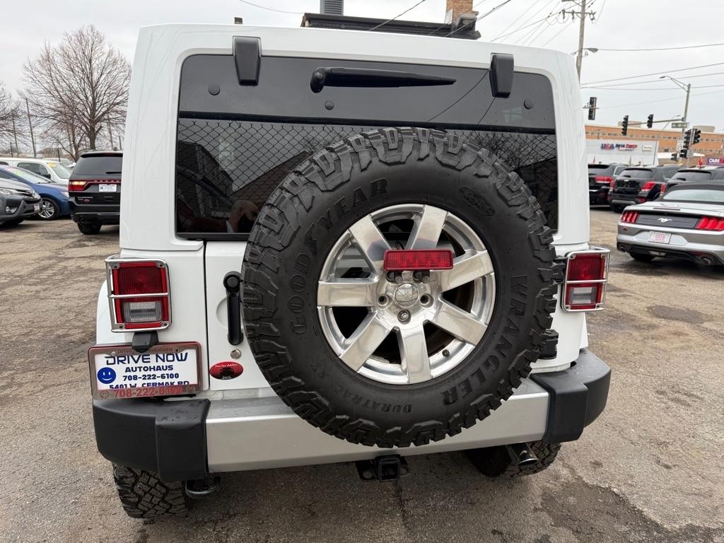 Jeep Wrangler Unlimited Sahara 4WD 2017