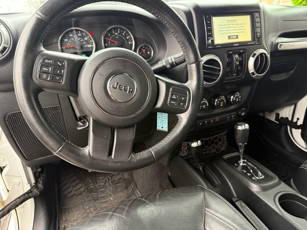 Jeep Wrangler Unlimited Sahara 4WD 2017