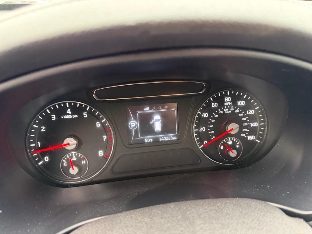 Kia Sorento LX V6 2WD 2016