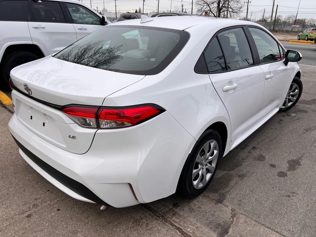 Toyota Corolla LE 2022
