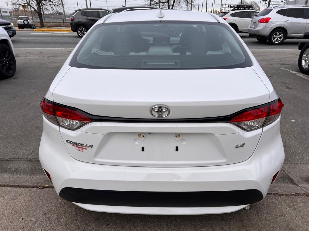 Toyota Corolla LE 2022