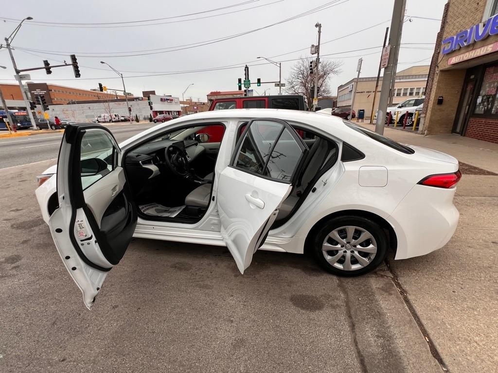 Toyota Corolla LE 2022