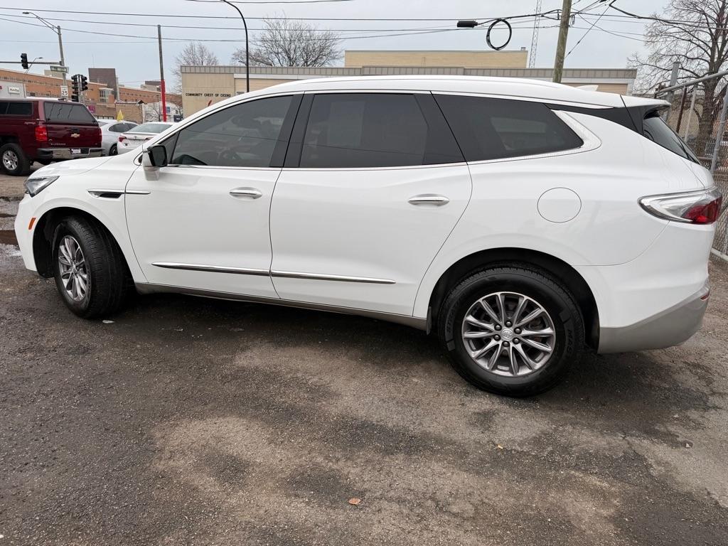 Buick Enclave Essence FWD 2022